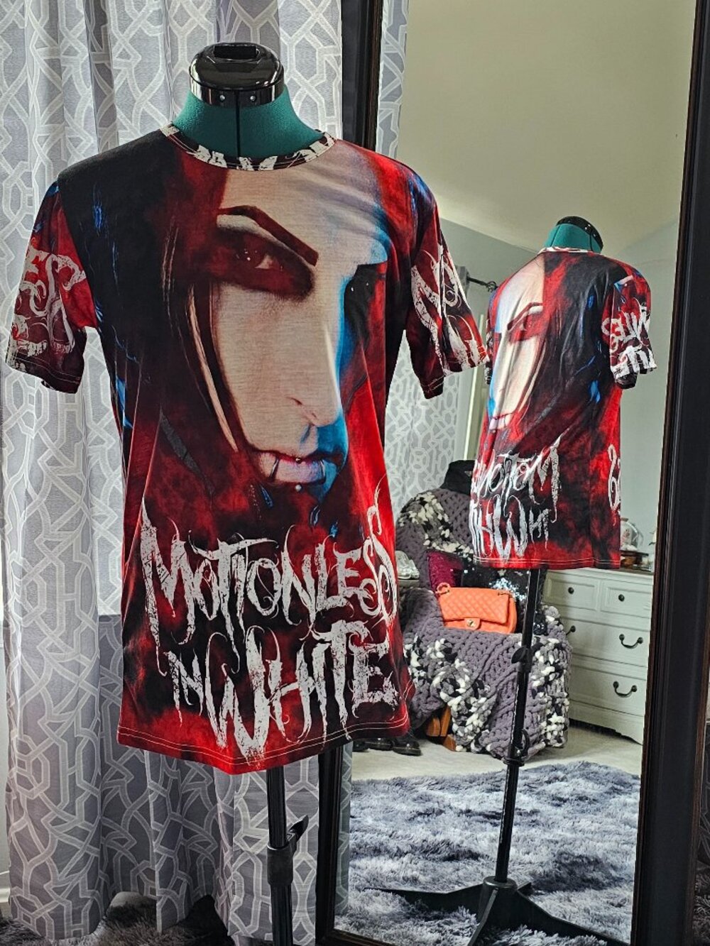 Motionless In White Scissorhands All‑Over Print Graphic Tee – Men’s Size S